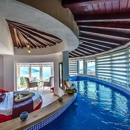 Villa Sleeps 10 Pool Air Con Wifi