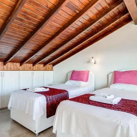 Sleeps 10 Pool Air Con Wifi Kalkan